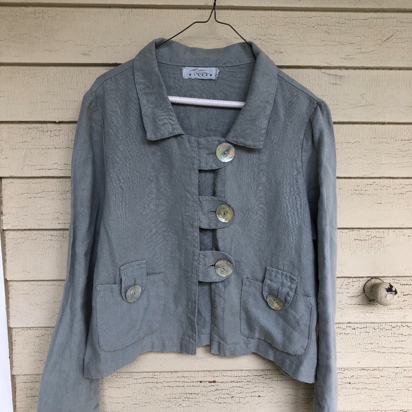 WILLOW linen slate top/Large shell buttons/Nice - Picture 6 of 8